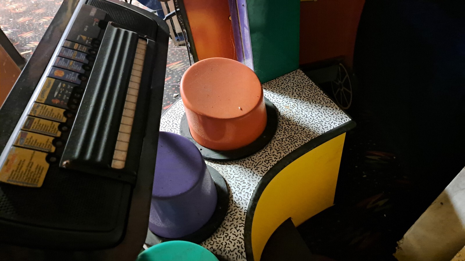 Chuck E Cheese Drum Machine Bob's Space Racers