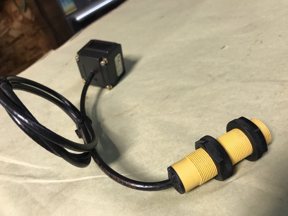 ESCORT MEMORY SYSTEMS RS427-03 RFID READER / SENSOR Clean Fast Shipping
