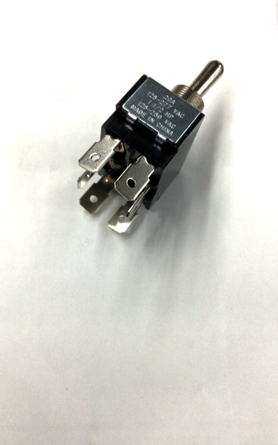 00-340324-8  - VULCAN TOGGLE SWITCH