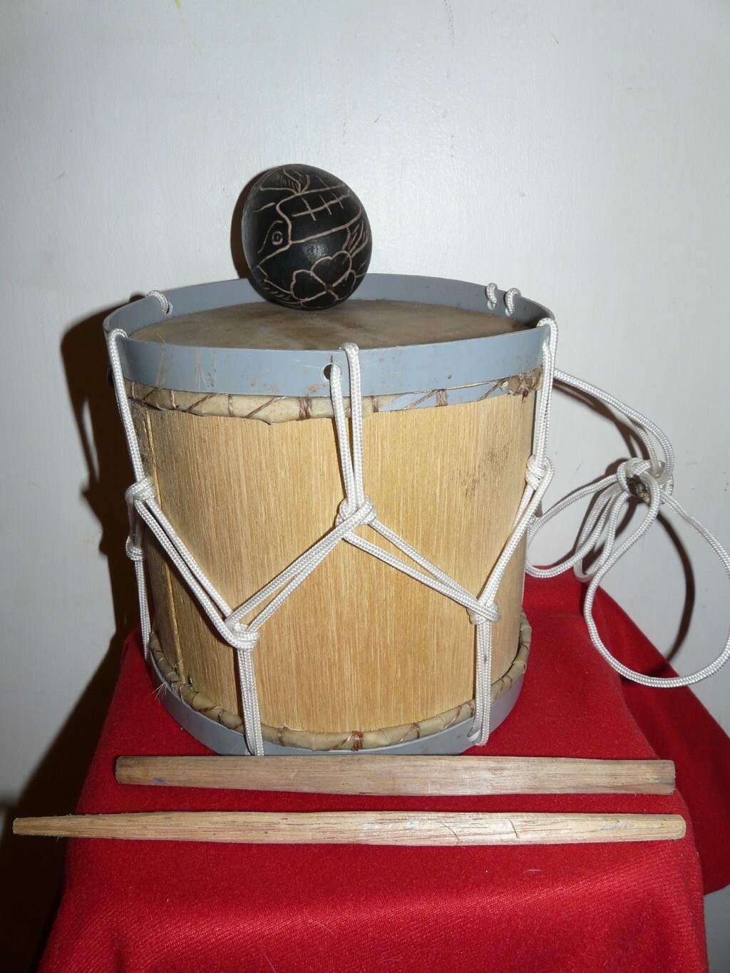 YAGUA PERU AMAZON INDIAN DRUM WITH GOURD RATTLE