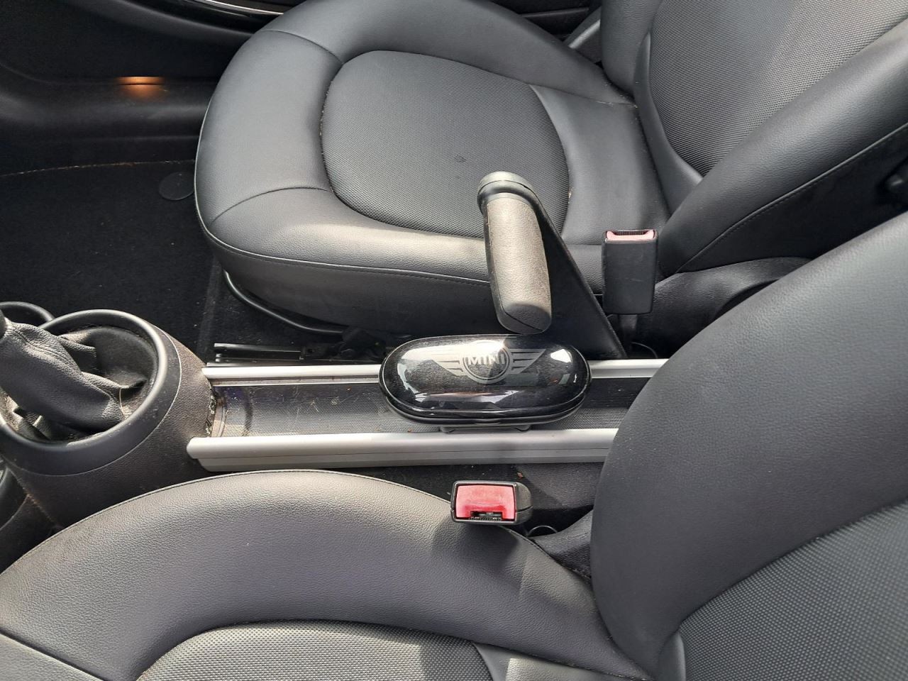 COUNTRYMA 2014 Glove Box 4770867