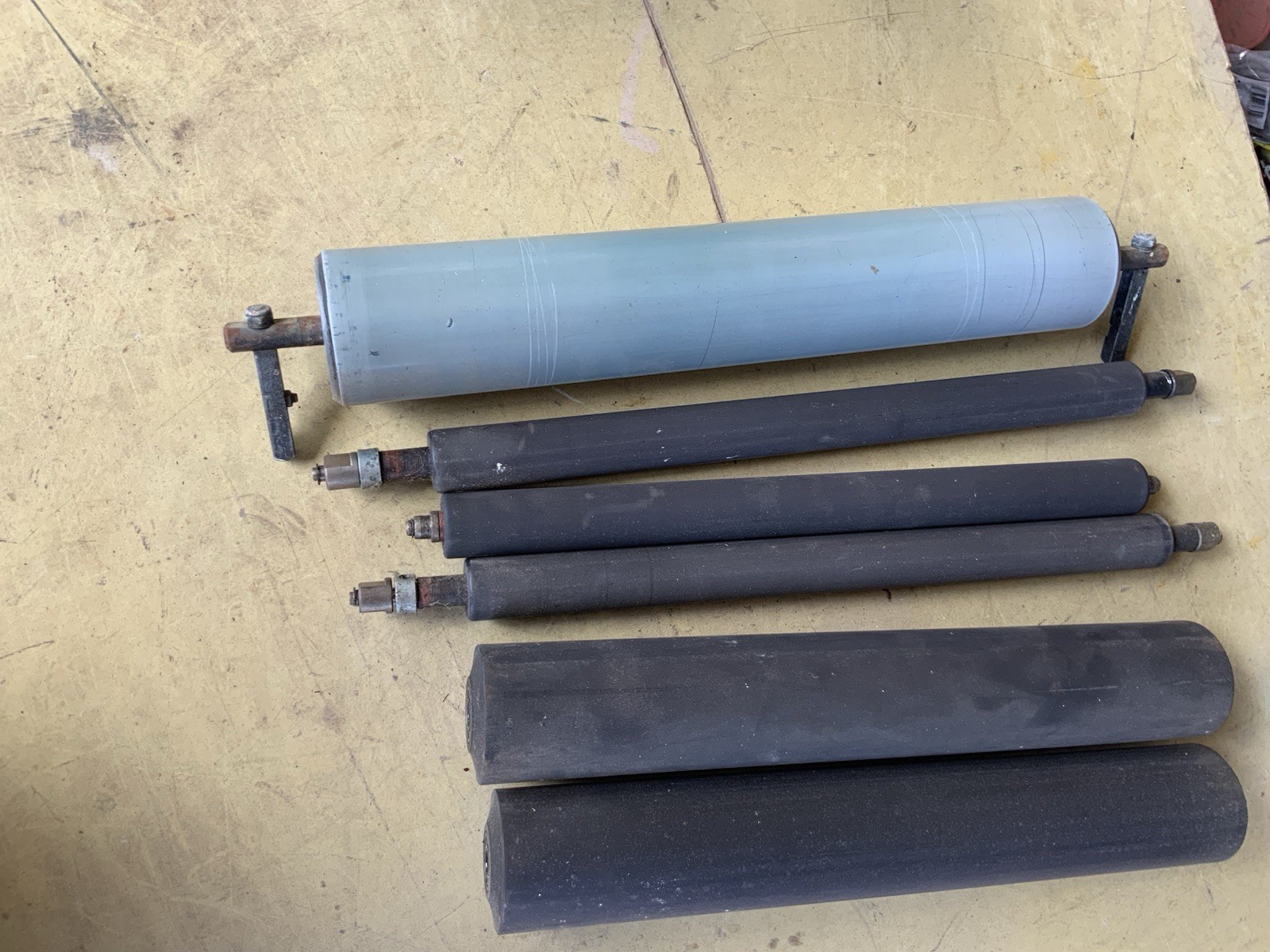 MULTIGRAPHICS 1360 Printing Press Removable Ink Rollers