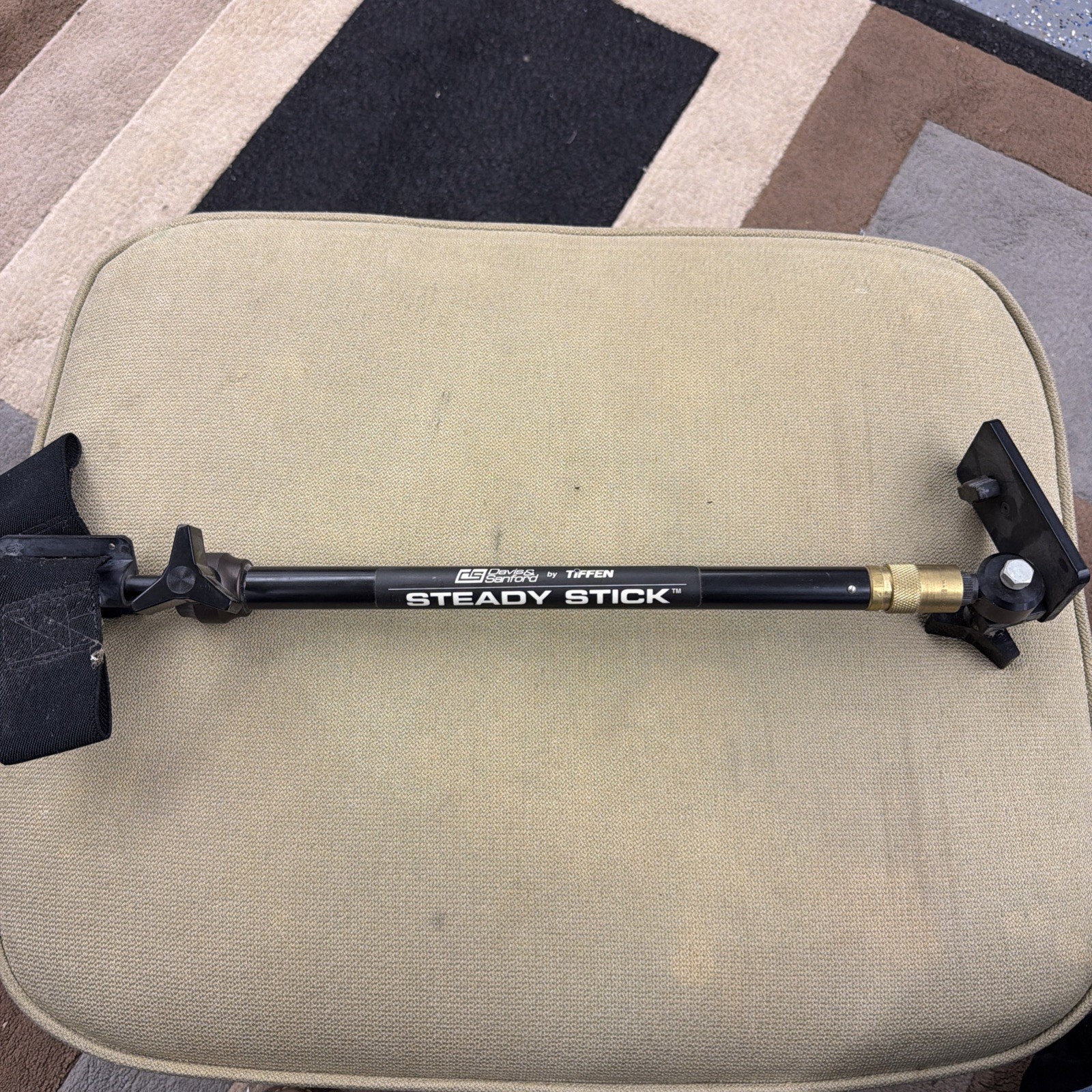 Davis & Sanford Steady Stick with Quick Release