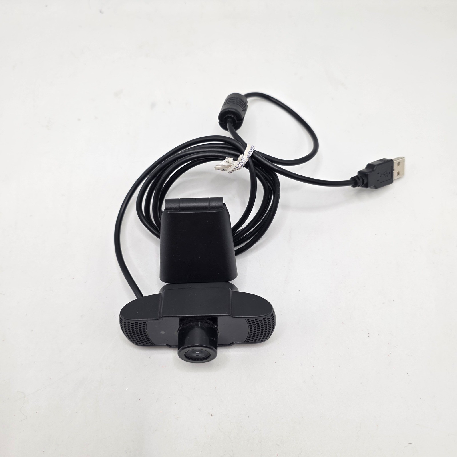 USB Webcam Black Adjustable Clip Mount Built-in Mic Home Office WFH Tech