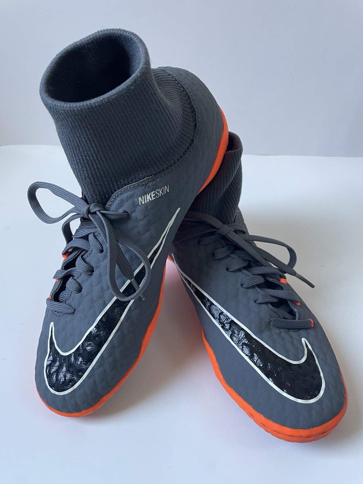 Nike Mens Rare PhantomX 3 Academy DF IC AH7274 081 Grey Orange Soccer Shoes Sz 6