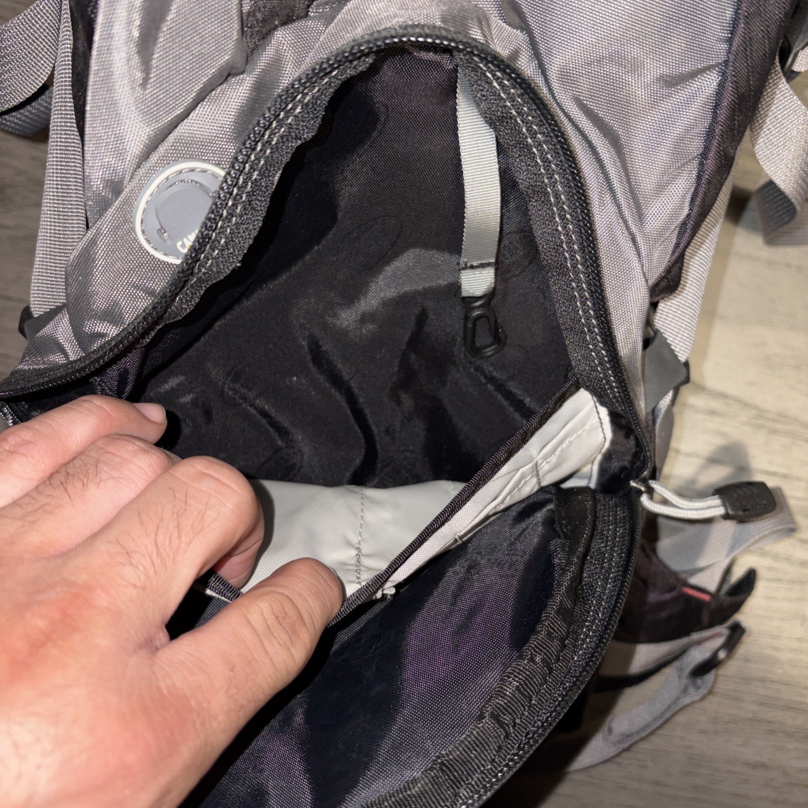 CamelBak Cloud Walker Hydration Pack Backpack Black Gray NO Bladder