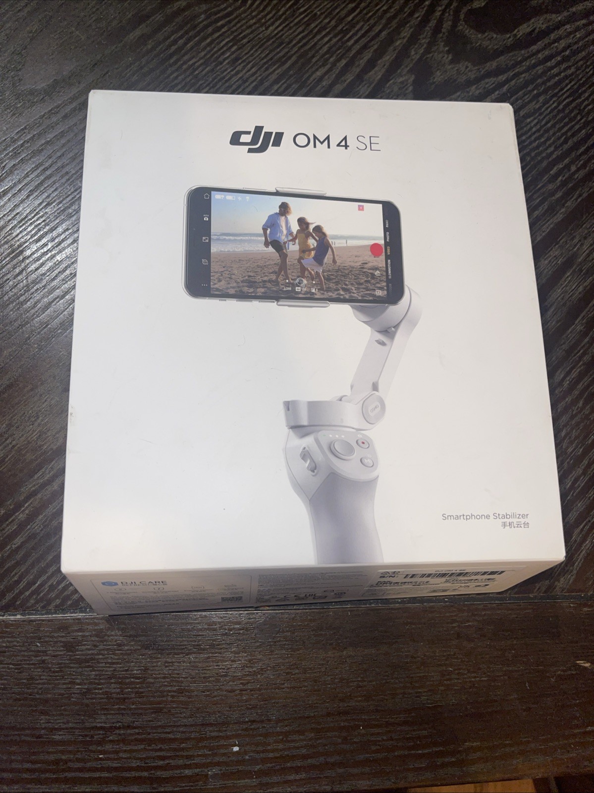 DJI OM 4 SE 3-Axis Smartphone Gimbal Stabilizer with Tripod, Magnetic Design