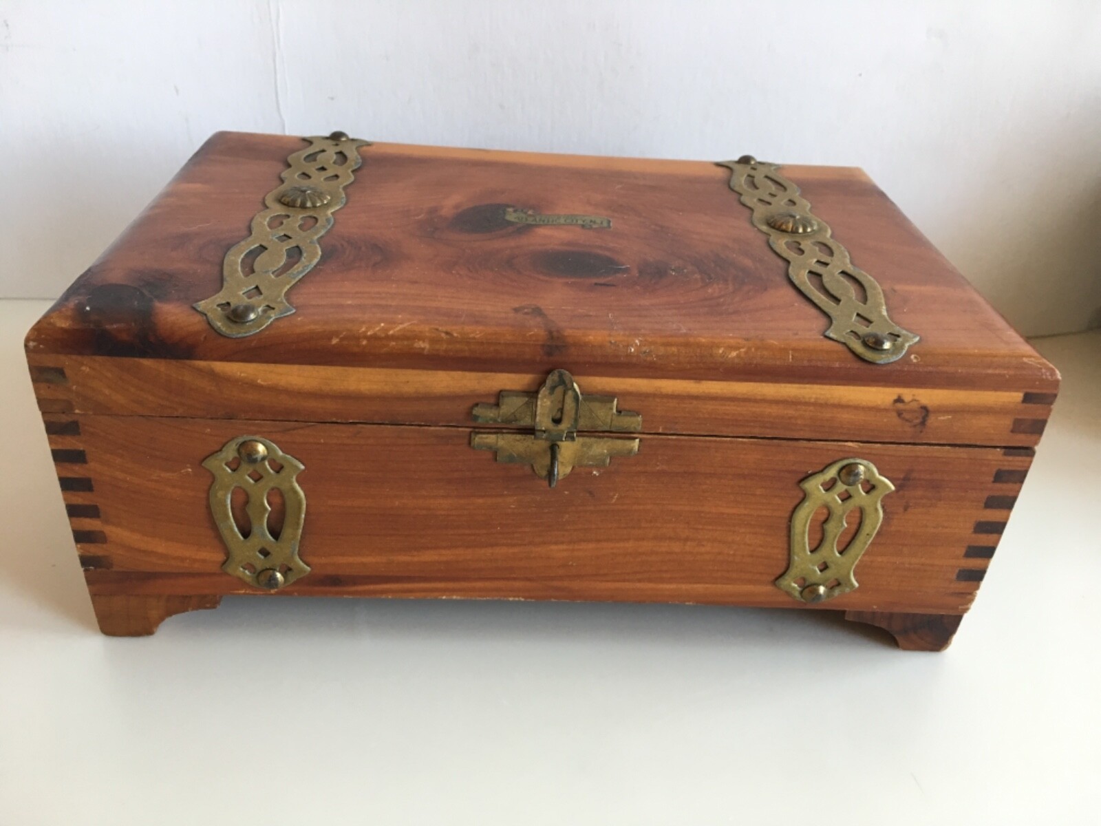 vintage cedar wood chest box Atantic City souvenier brass accents