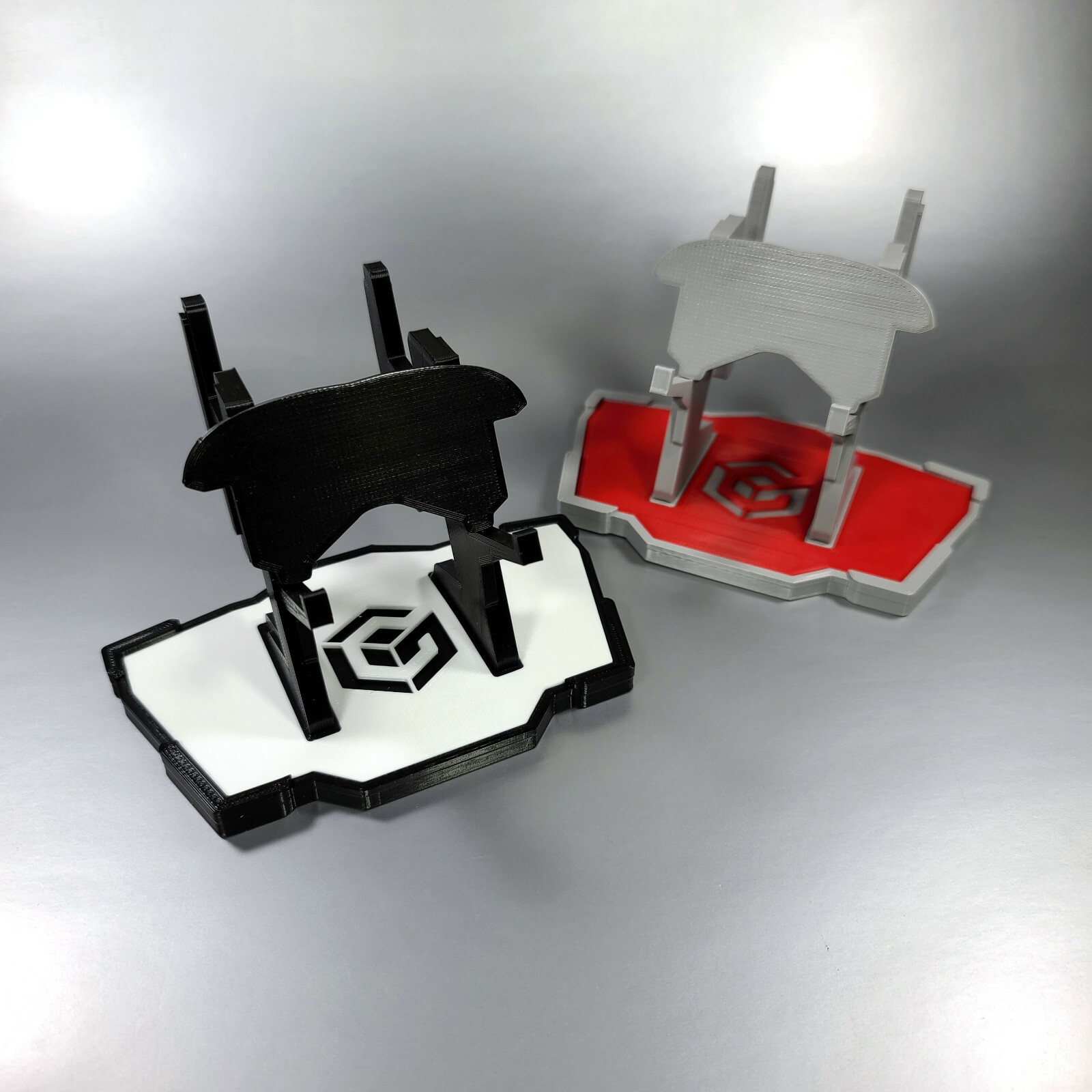Custom Display Stand for Nintendo GameCube Controller - 3D Printed Multi Colors