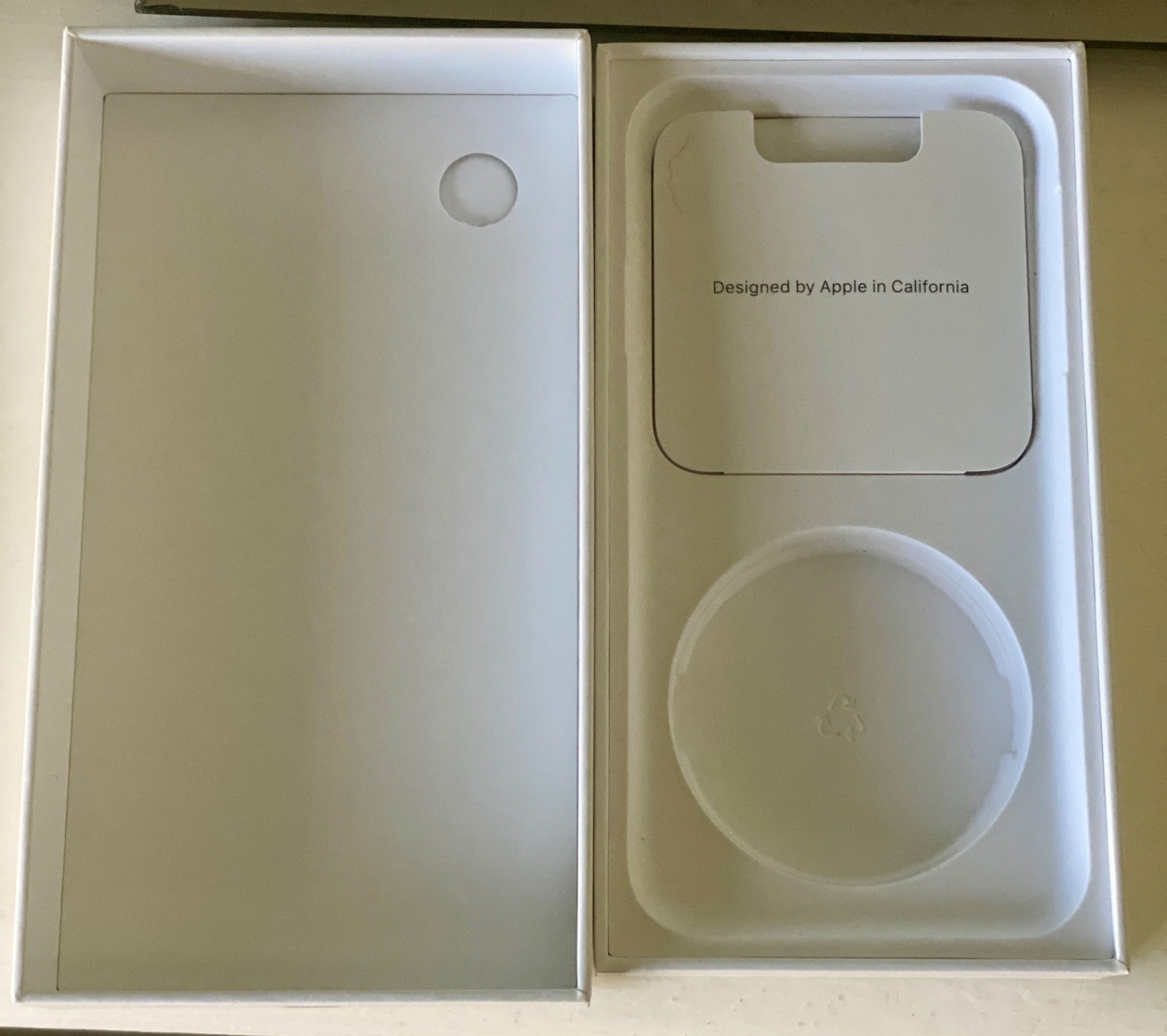 Apple iPhone XR 64GB Black *BOX ONLY*
