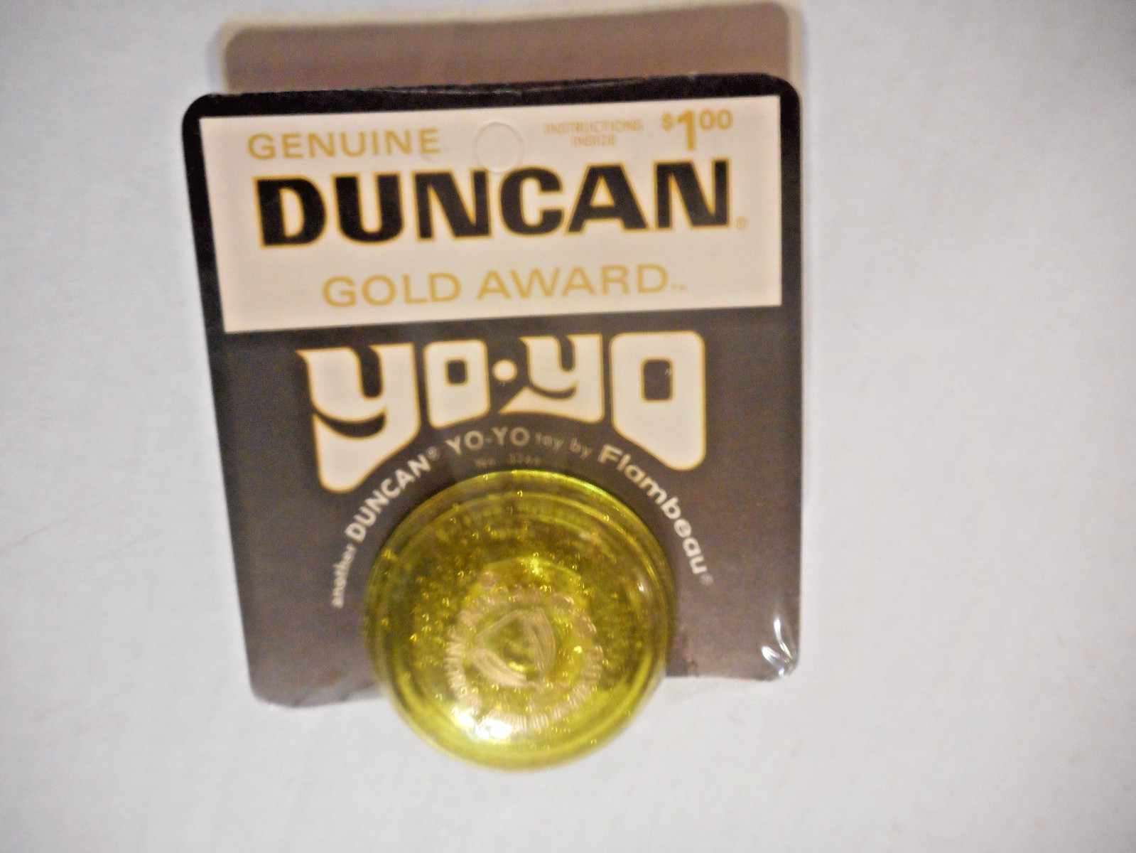 Vintage 1970's Duncan Gold Award Yo-Yo Glitter Neon Yellow #3266 Flambeau NOS