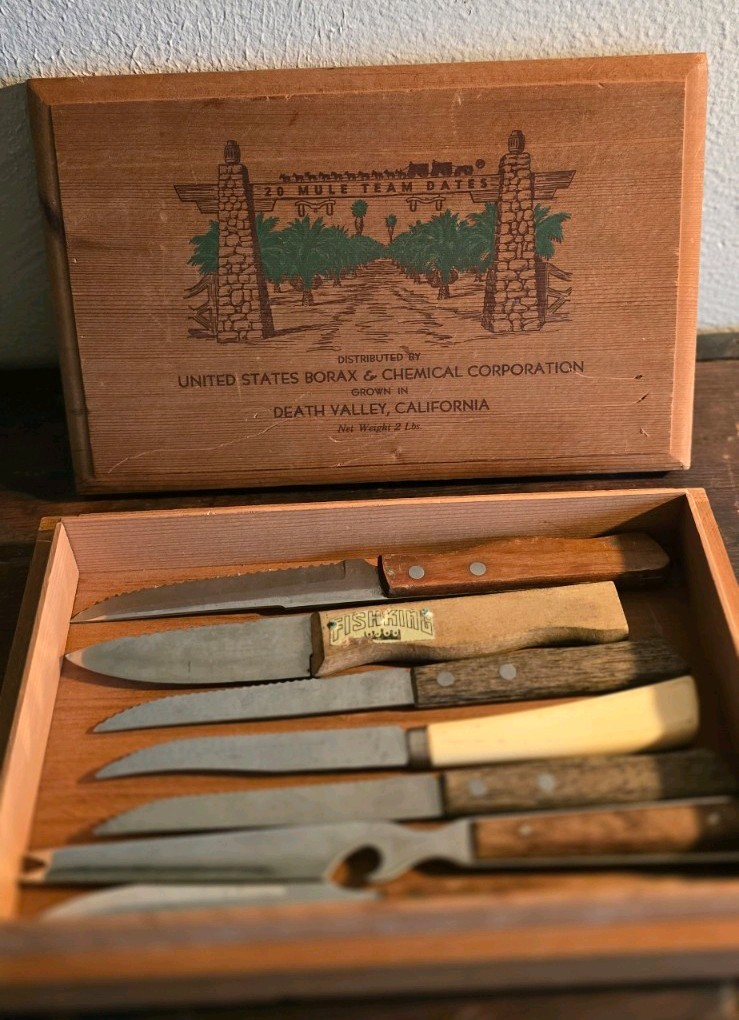 Lot Of 7 Antique Steak Knives In Collectable Wooden Box