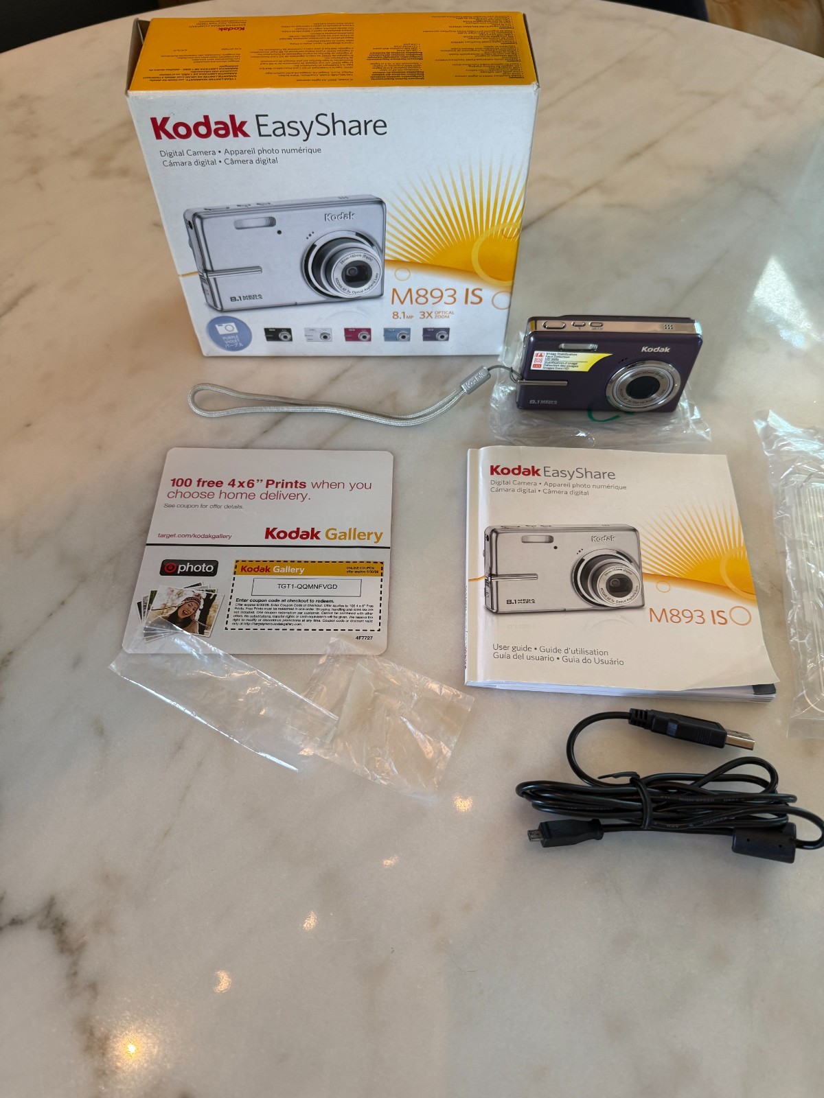 Kodak EasyShare M893 IS 8.1MP Purple Digital Camera 3x Zoom Works Great!