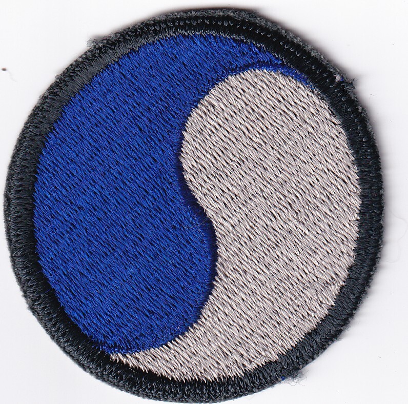 29th Infantry Division patch OG57 border cut edge old Vietnam era US Army