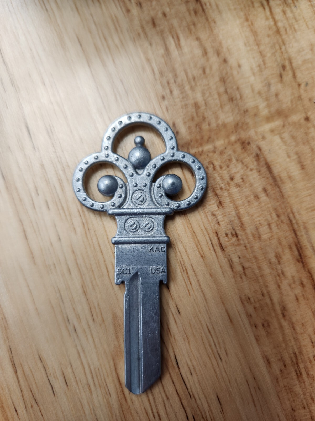 FORGED SKELETON SHAPED SCHLAGE SC1 KEYBLANK - READ DETAILS BELOW