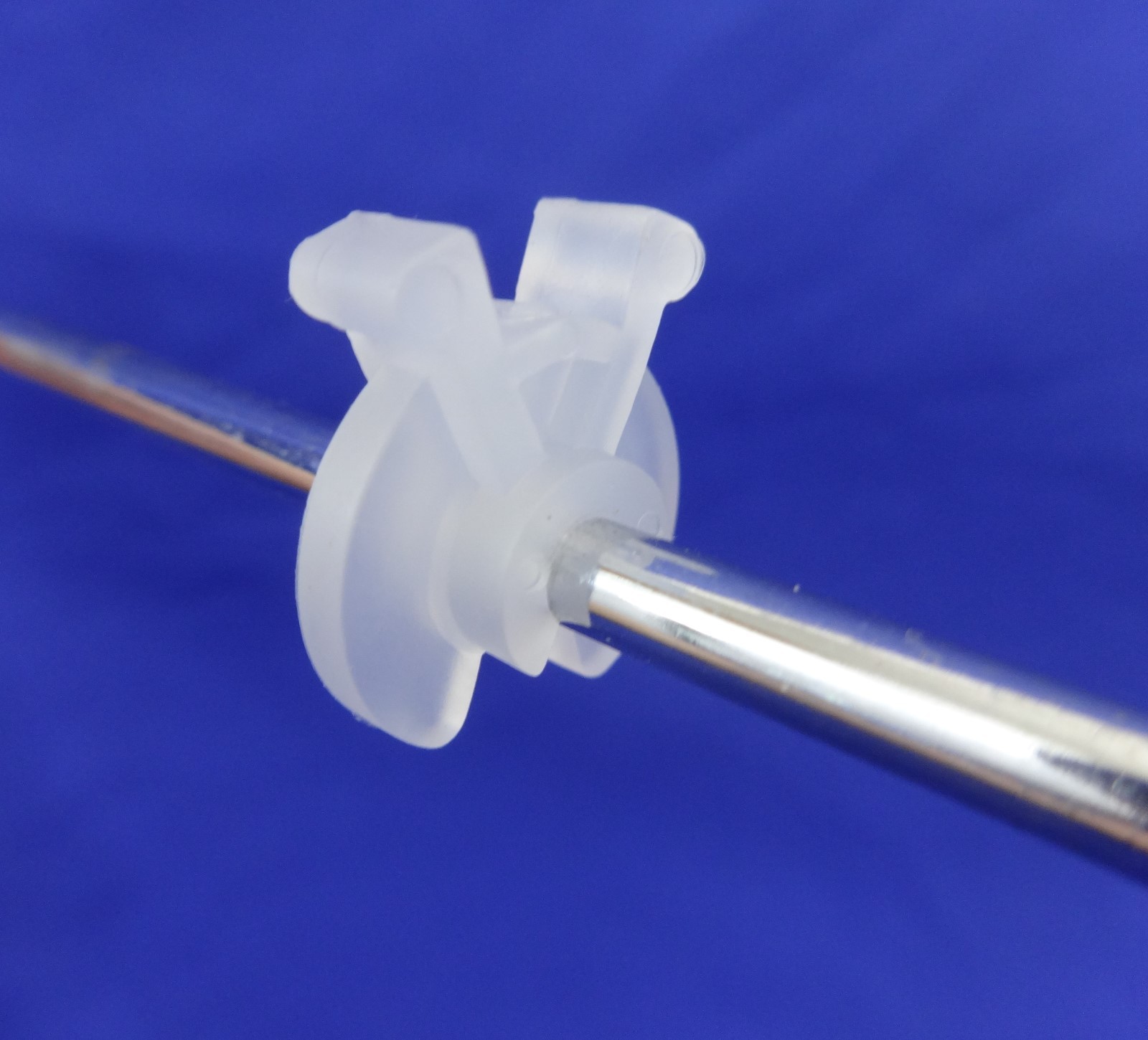 Squeezable Inventory Control Clip Clear Wire Grid Peg Hook Fits 0.120" to 0.177"