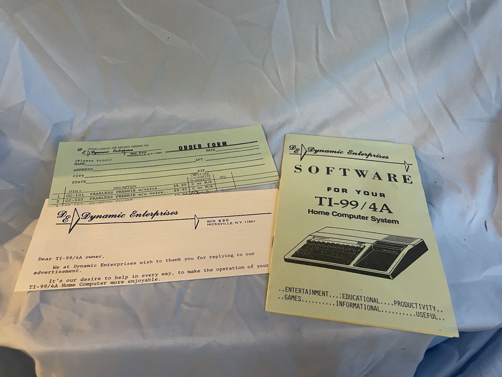 Texas Instruments TI-99/4A Computer Bundle w/ Extended BASIC, Software & Manuals
