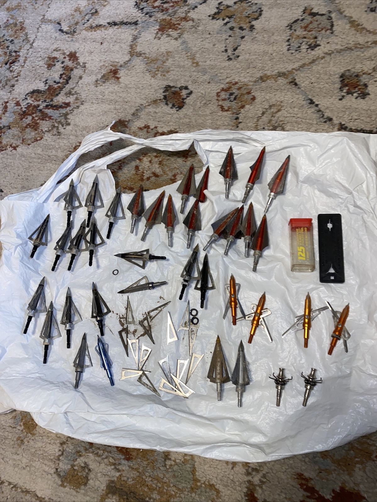 Misc. 35 archery broadheads 100 g-blades-Bird Points -3-4 Blade Points