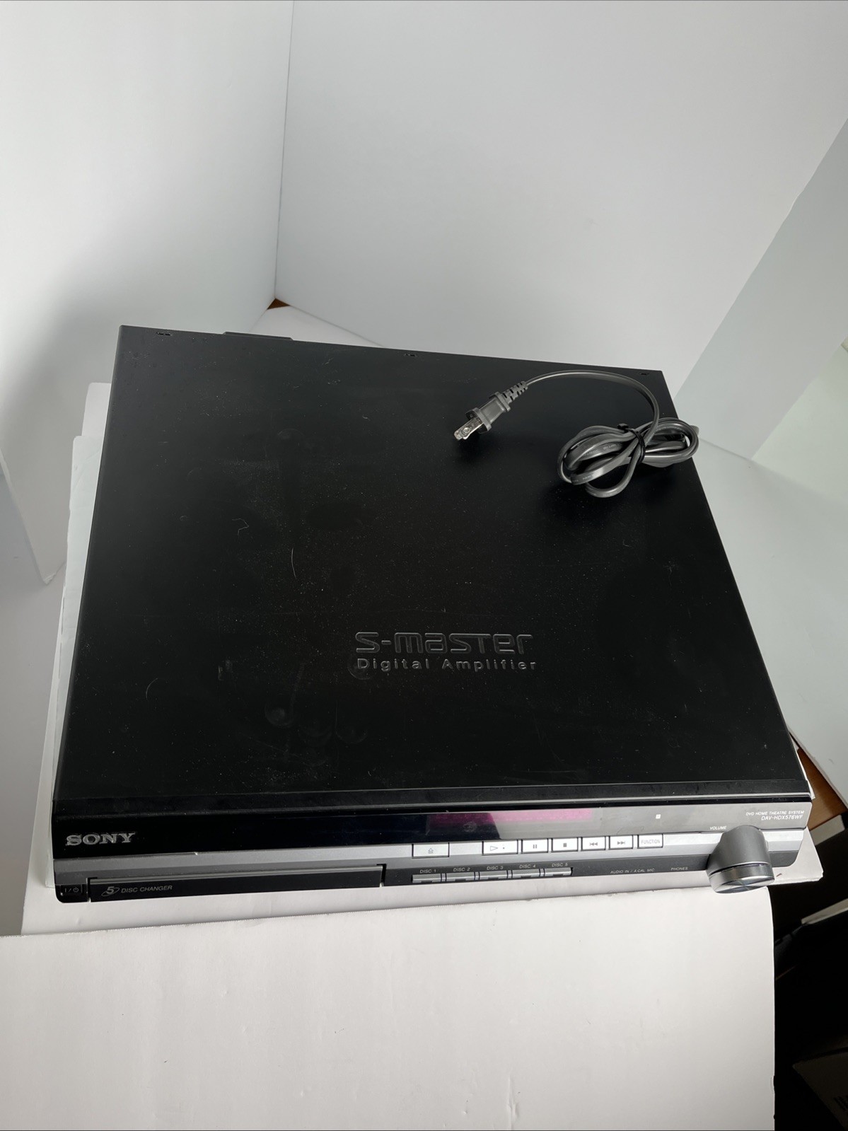 SONY DAV-HDX576WF 5-Disc Home Theatre Receiver & Remote - Powers On “protector”