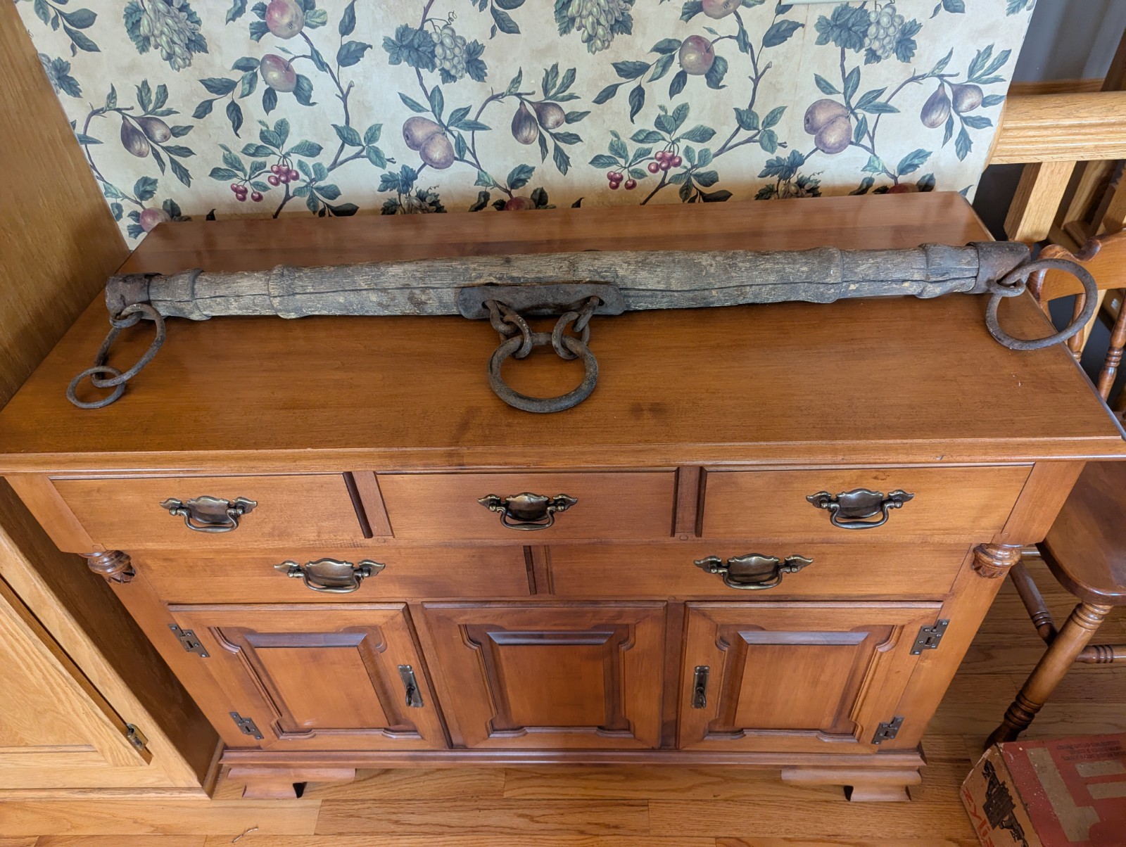 ANTIQUE SINGLETREE HORSE YOKE WOOD CAST IRON RUSTIC FARMHOUSE 40"