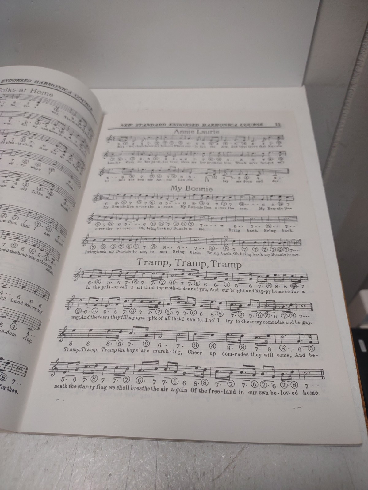 1954 New Standard Harmonica Instruction Book