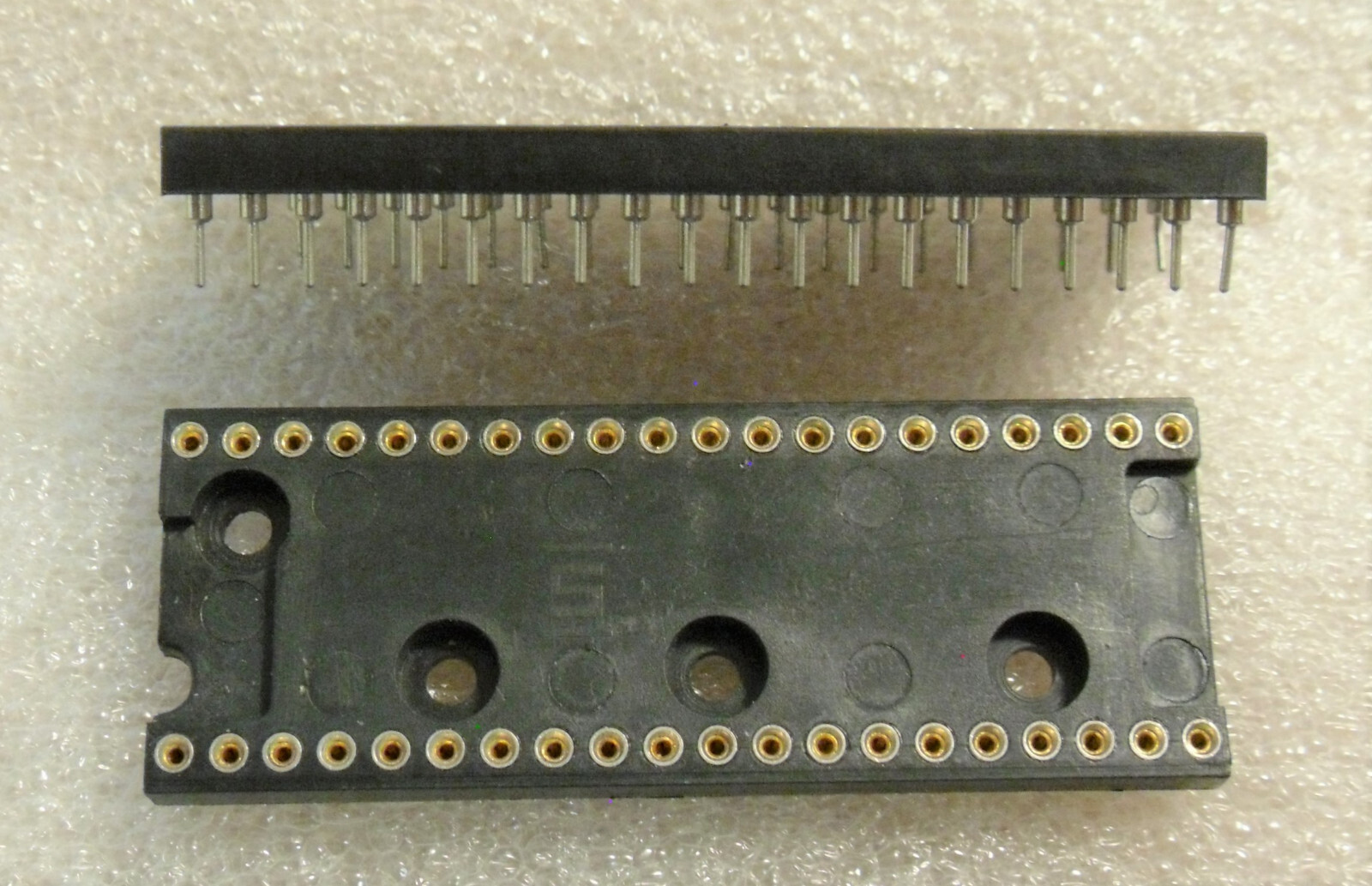 40 Pin DIP Socket - Gold Inserts Machined Pins - Samtec