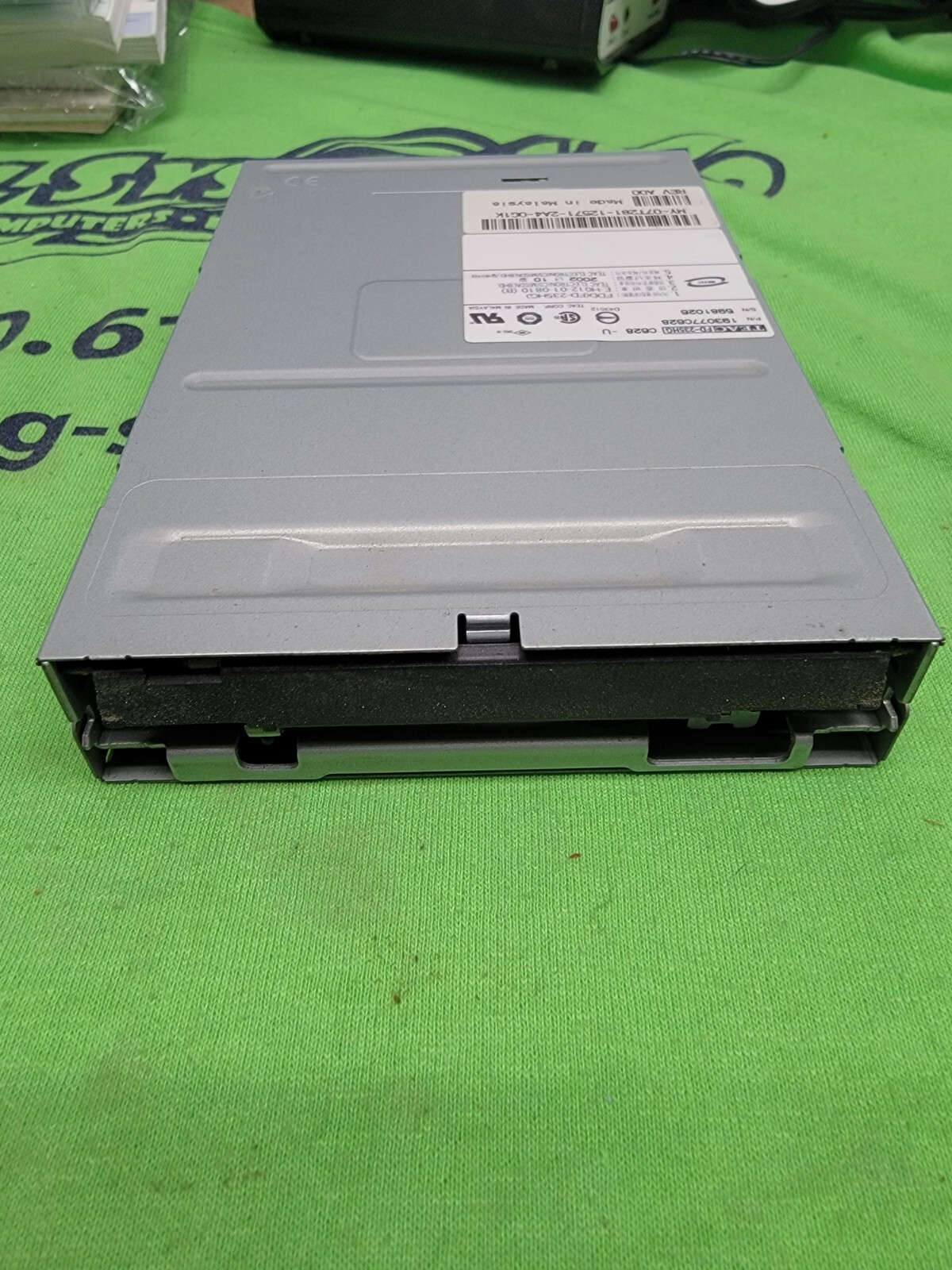 TEAC 3.5 1.44MB Internal Floppy Drive - FD-235HG - C-Series - NO BEZEL - Dell