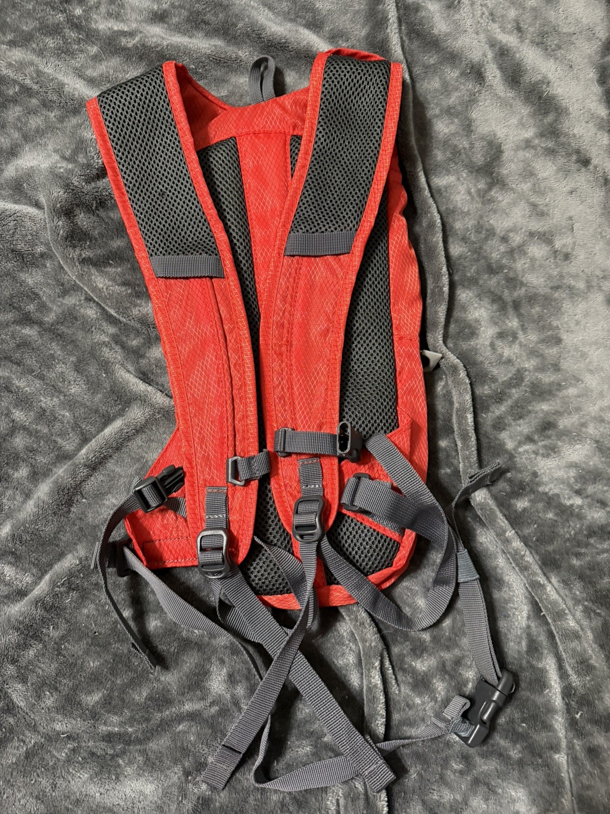 Ozark Trail Hydration Backpack Red & New Outdoor Products Hydration Bladder 2L