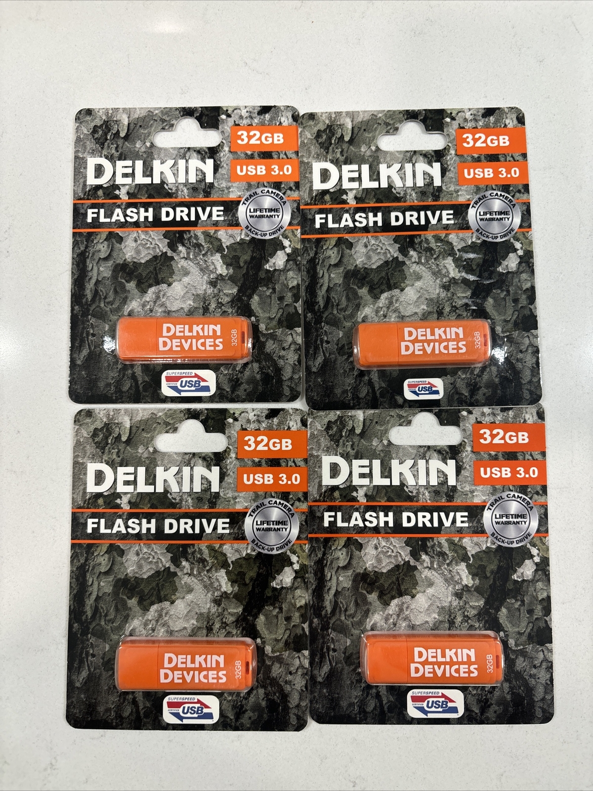 Delkin  32GB Flash Thumb Drive USB 3.0 Quantity 4