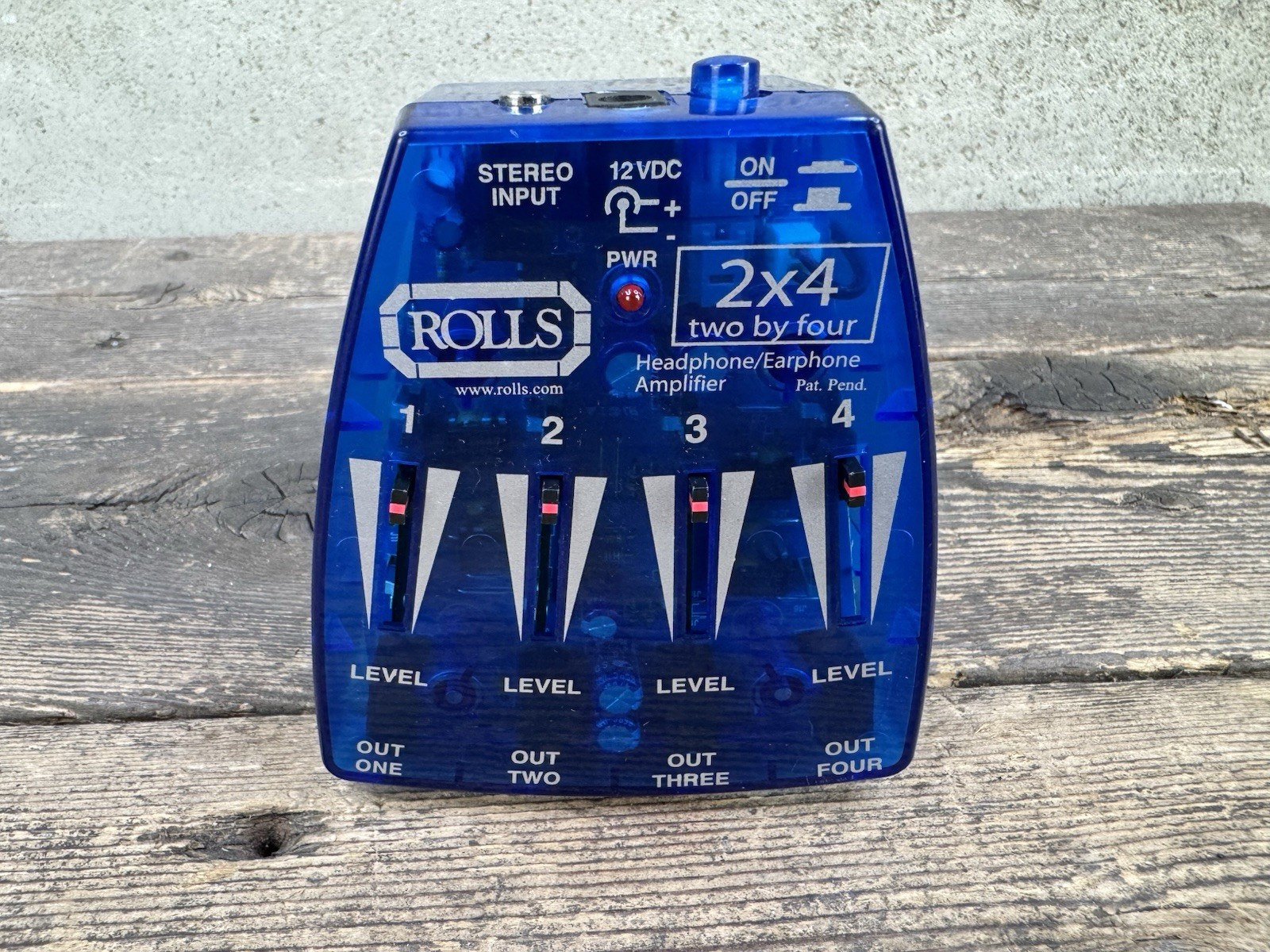 Rolls 2x4 Headphone Amplifier