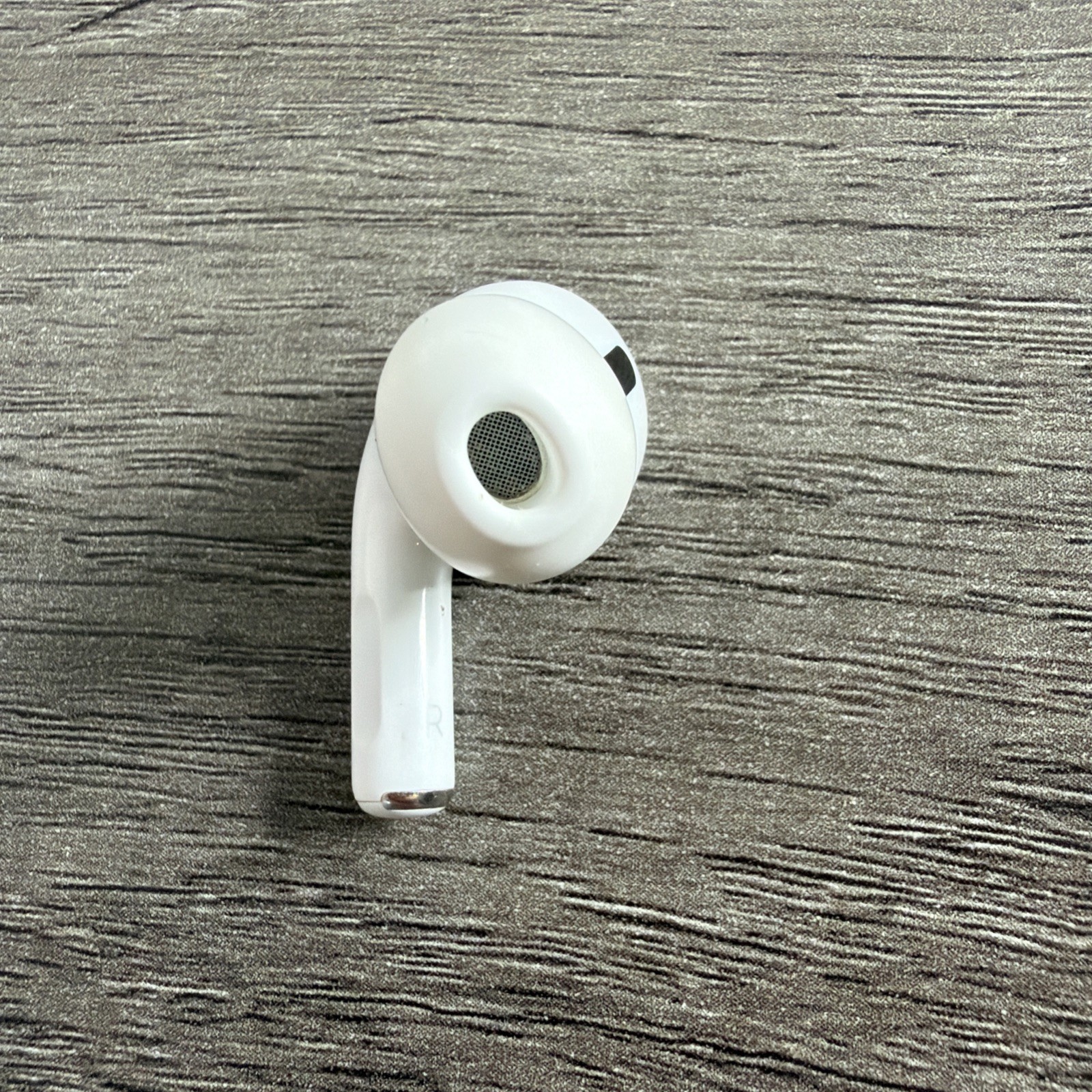 Apple AirPods Pro 1st Gen Replacement Earbud (Right Side Only) Model A2083