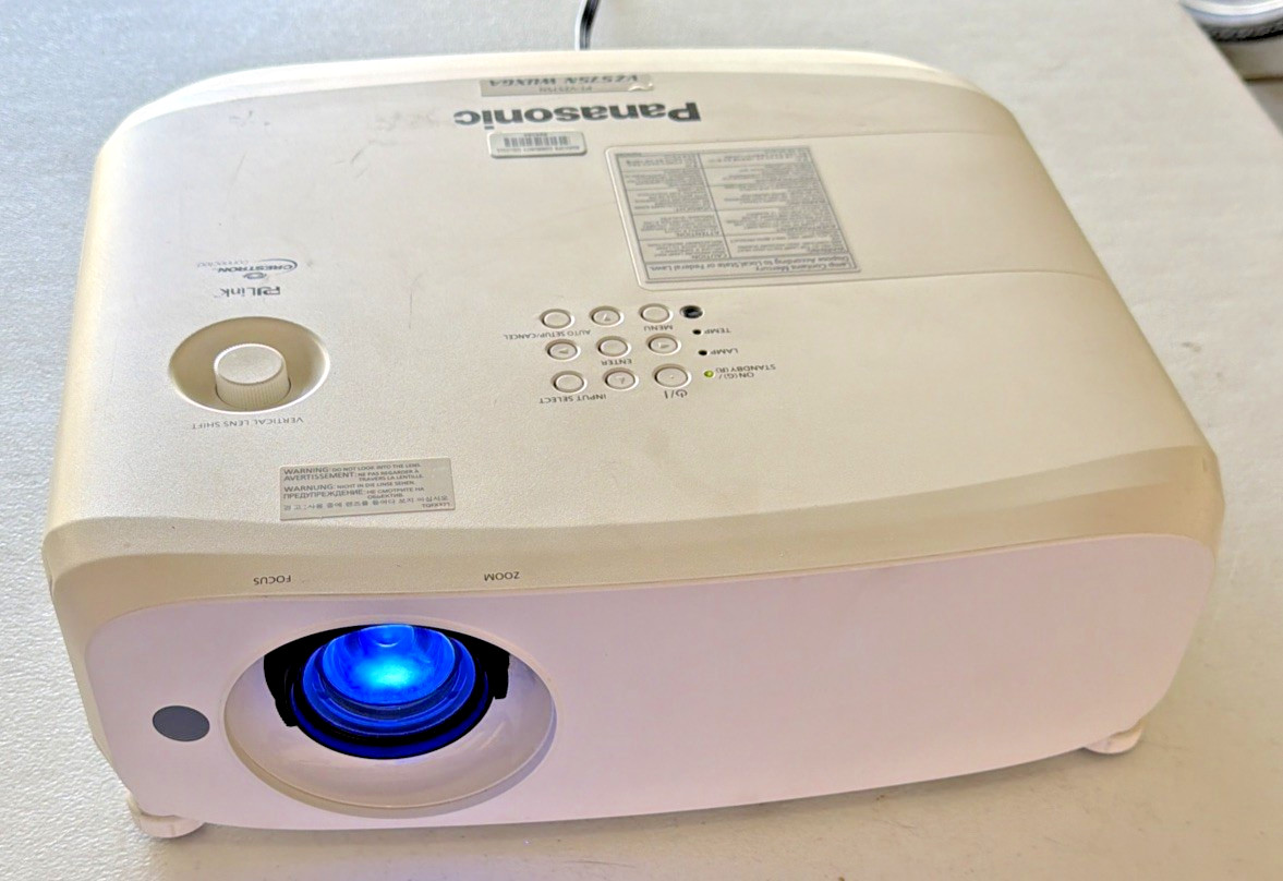 Panasonic PT-VZ575N WUXGA LCD Projector - 3465 Lamp Hours