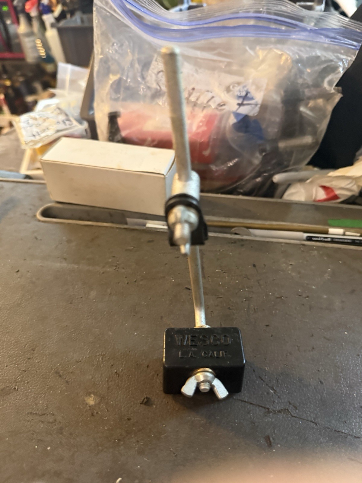 WESCO Magnetic Base With Indicator Holder %2