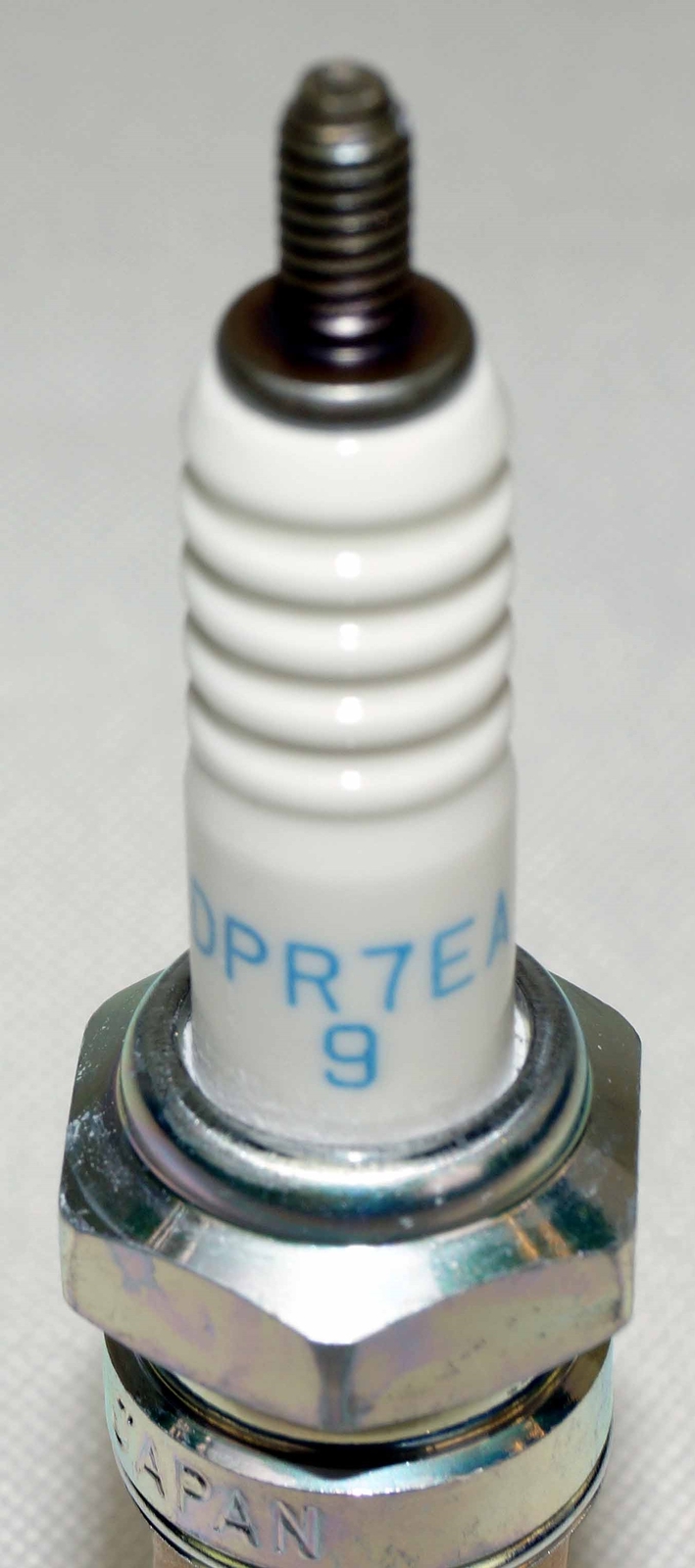 Set of 4 Genuine NGK 5129 Nickel Spark Plug DPR7EA9