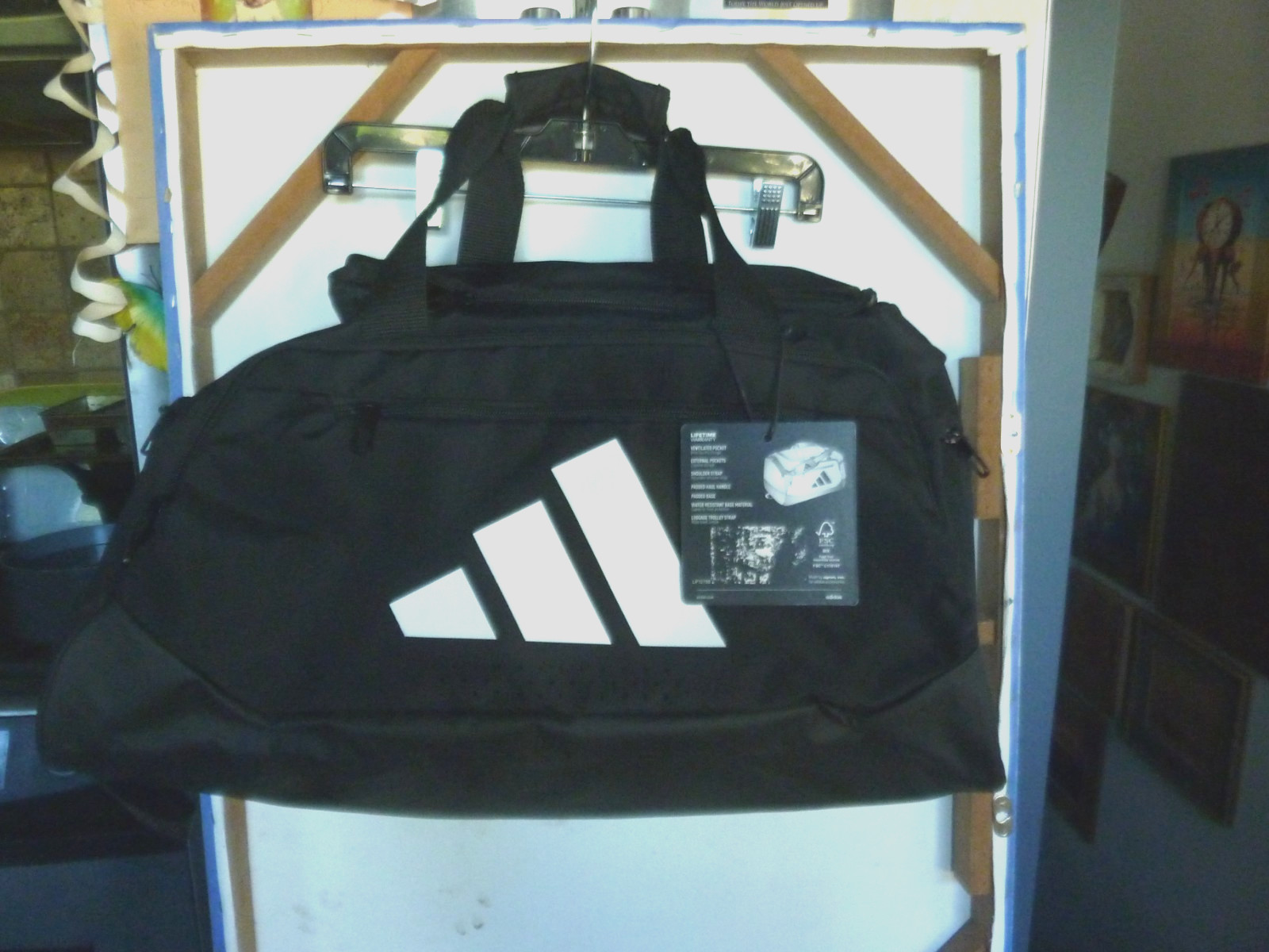 ADIDAS DEFENDER 5 SMALL DUFFEL BAG      NWT