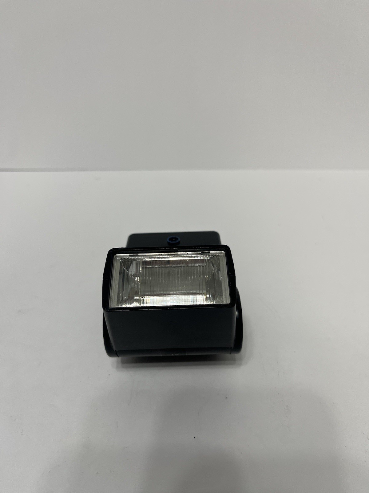 Vivitar AUTO/BOUNCE 40D DEDICATED Shoe Mount Camera Flash USED