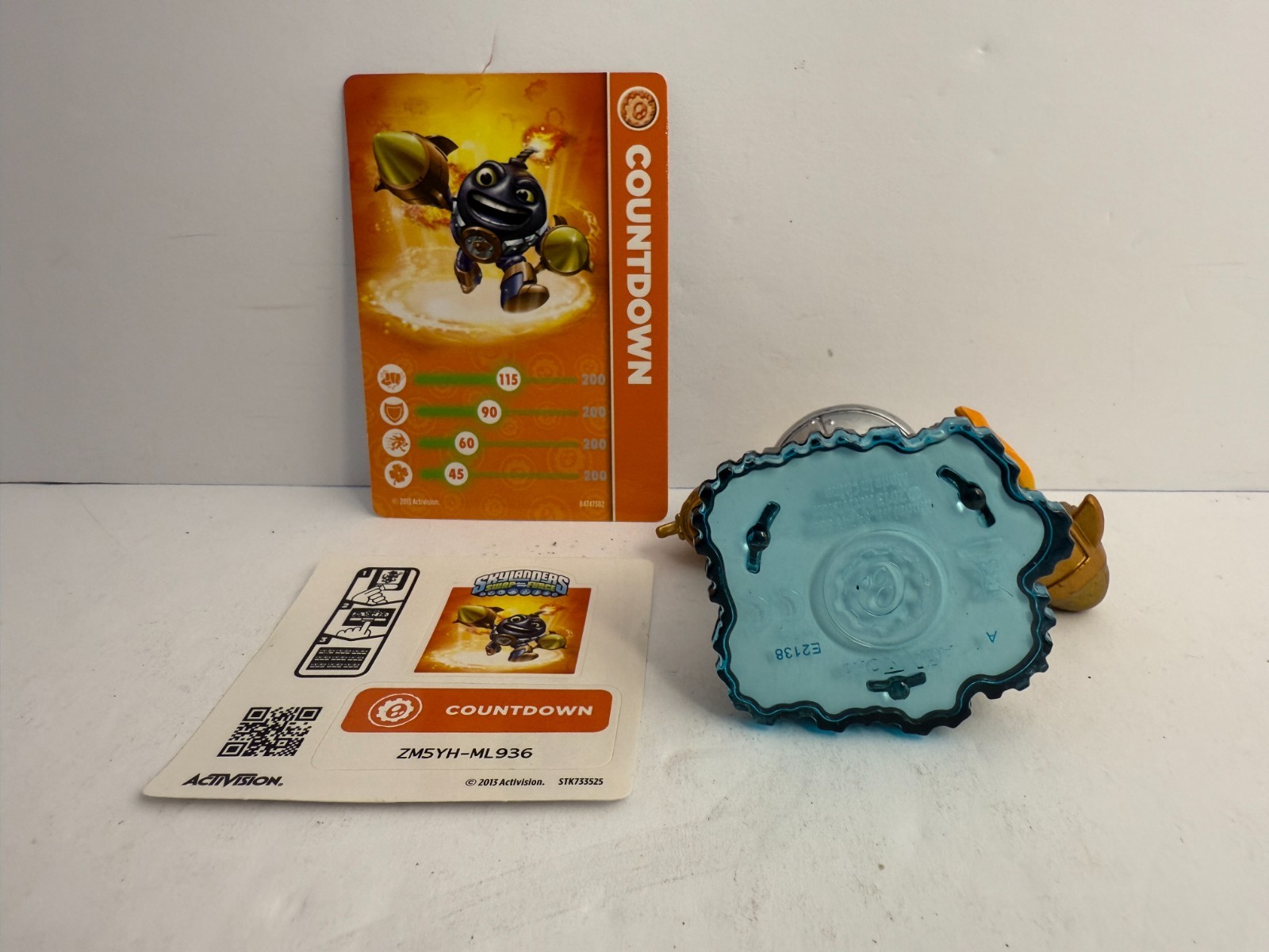 Skylanders SWAP FORCE Character Figure: COUNTDOWN (blue base)
