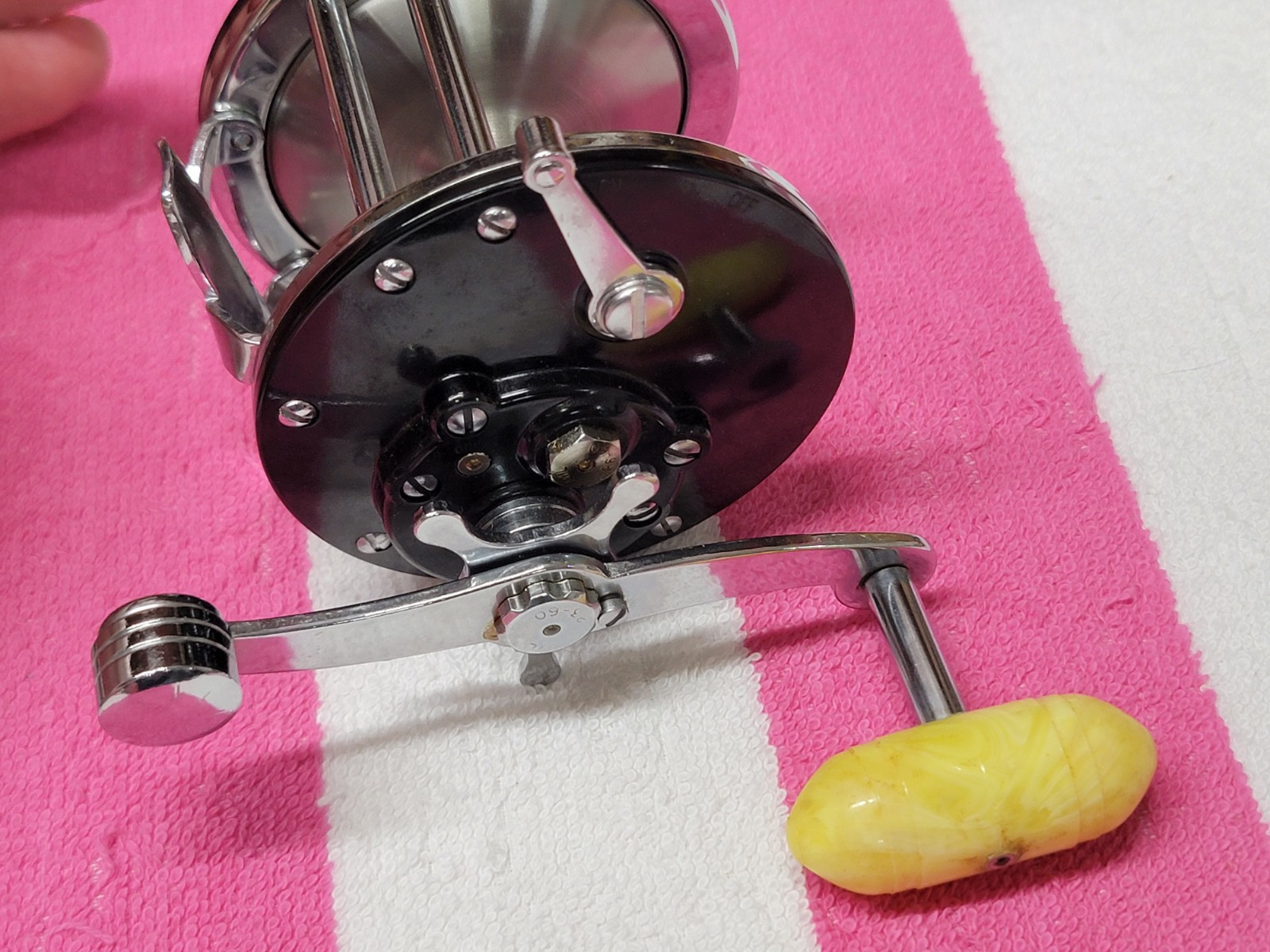 Vintage Penn Long Beach 60 Reel