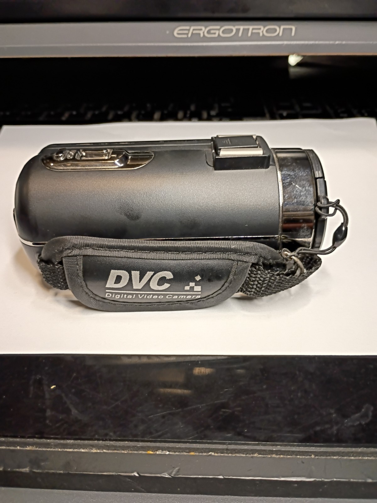 Digital Life Camcorder HD - 2.7K (2688x1520P) 30MP for VLOG, webcam, nightvision