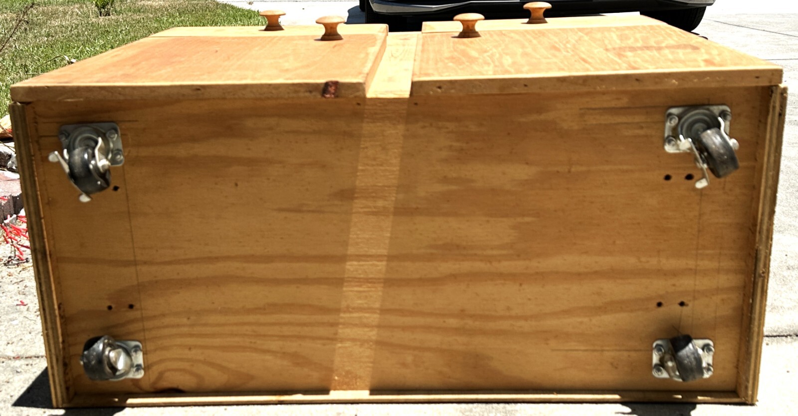 WORK BENCH SUITABLE FOR A SMALL LATHE OR A SEWING MACHINE WITH TOOL HOLDER
