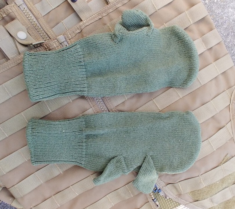 US ARMY / USMC Trigger Finger Mitten Inserts / New Old Stock Condition