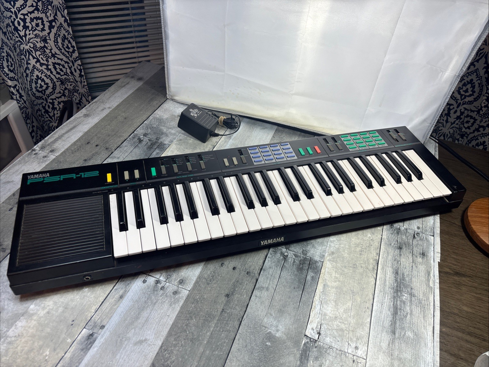 Yamaha PSR-12 VTG 80’s Synthesizer 49 Key Keyboard Electric Piano w Power Supply