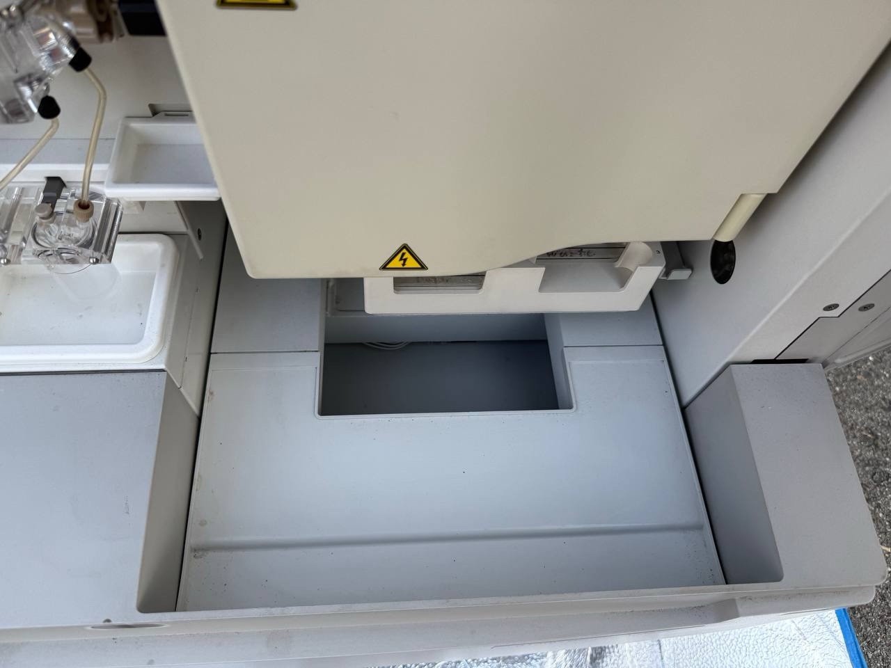 Applied Biosystems Hitachi ABI Prism 3130XL Genetic Analyzer DNA Sequencer