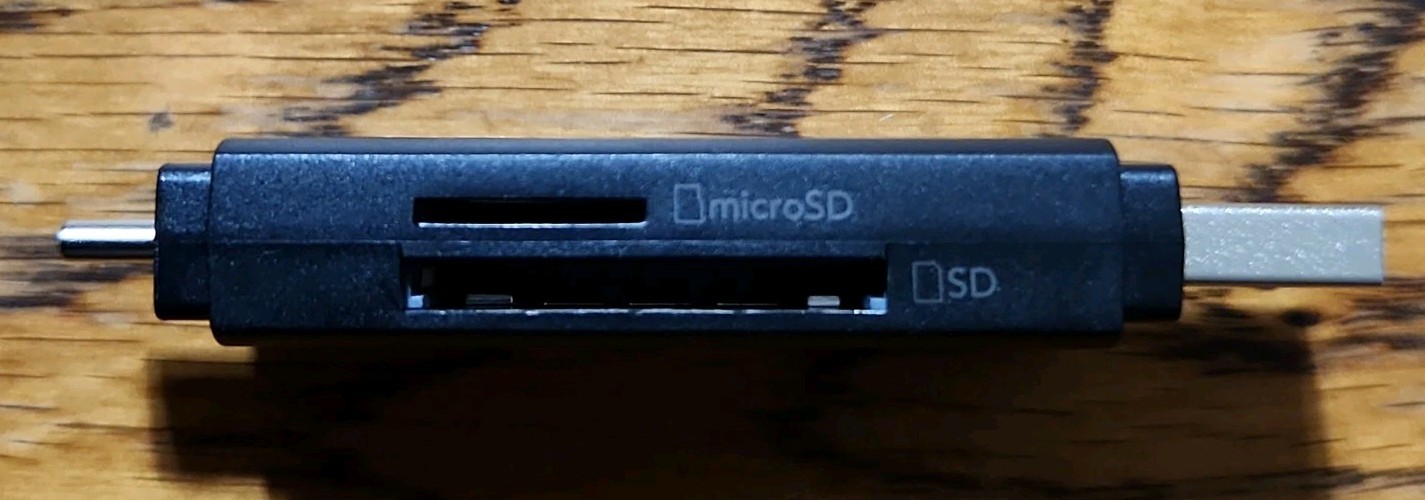 Insignia USB-C usb to SD microSD Memory Card Reader PC MAC Tablets ios Android