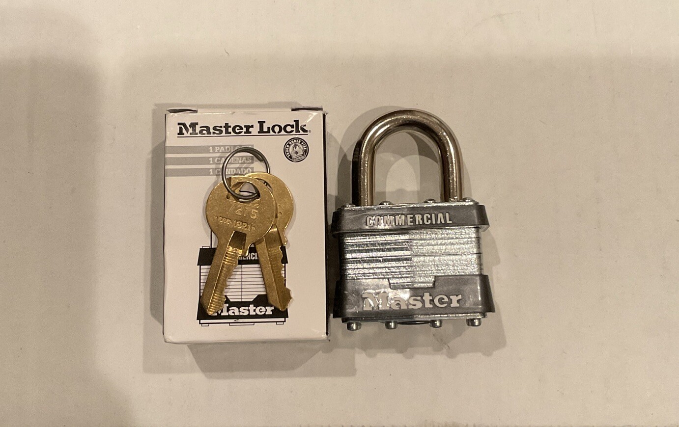 Master Lock Commercial Padlock 1MK System: M1 - Comes With 2 Keys