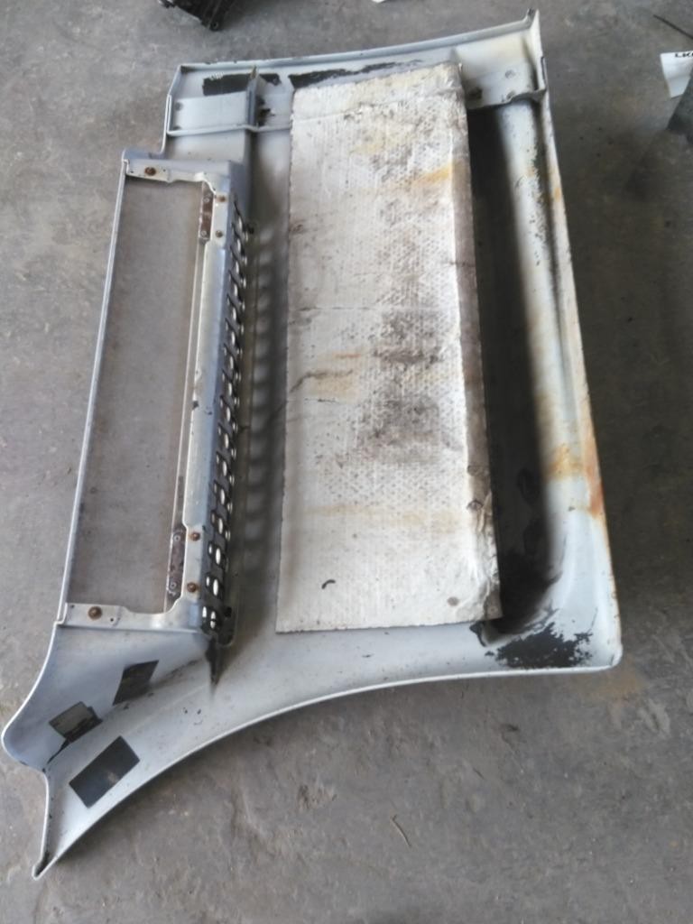 For 2014 FREIGHTLINER CASCADIA 113 SIDE FAIRING Right , MN