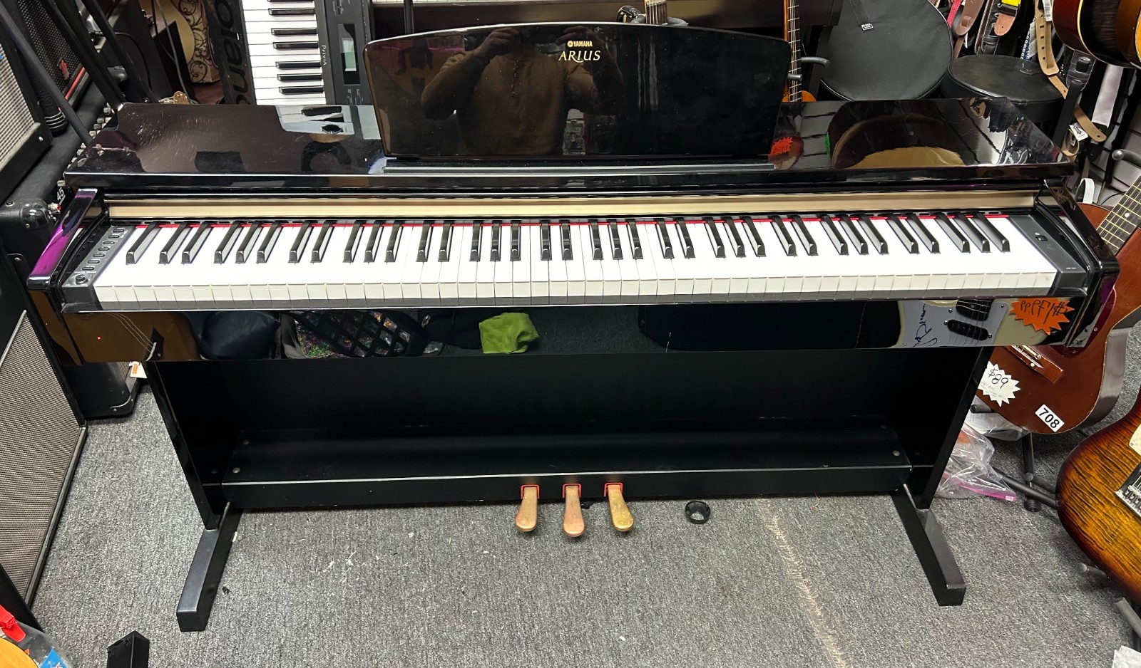 Yamaha Arius YDP-C71PE 88 Key Digital Piano
