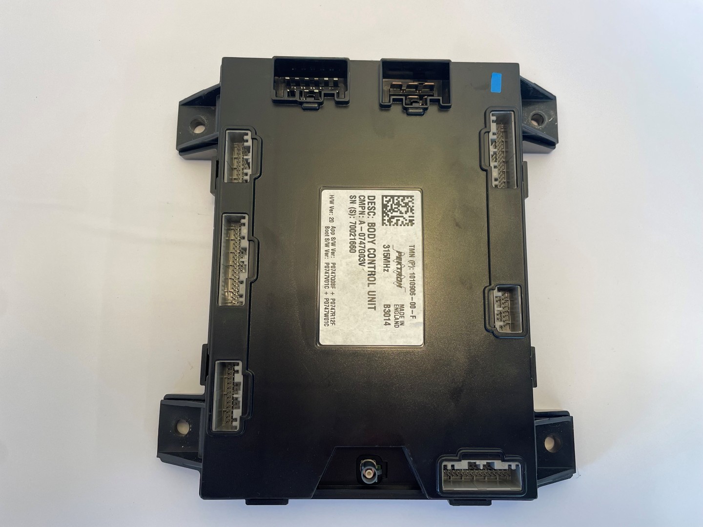 2012-2016 Tesla Model S BCM Body Control Module Unit 1010906-00-F pektron