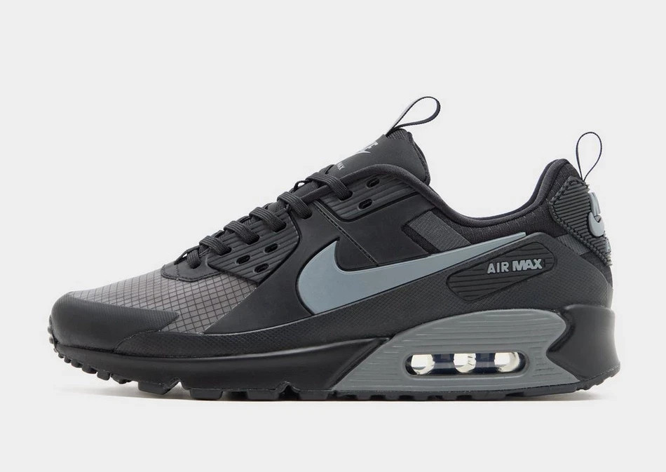 Nike Air Max 90 Drift trainers in Black Shoes