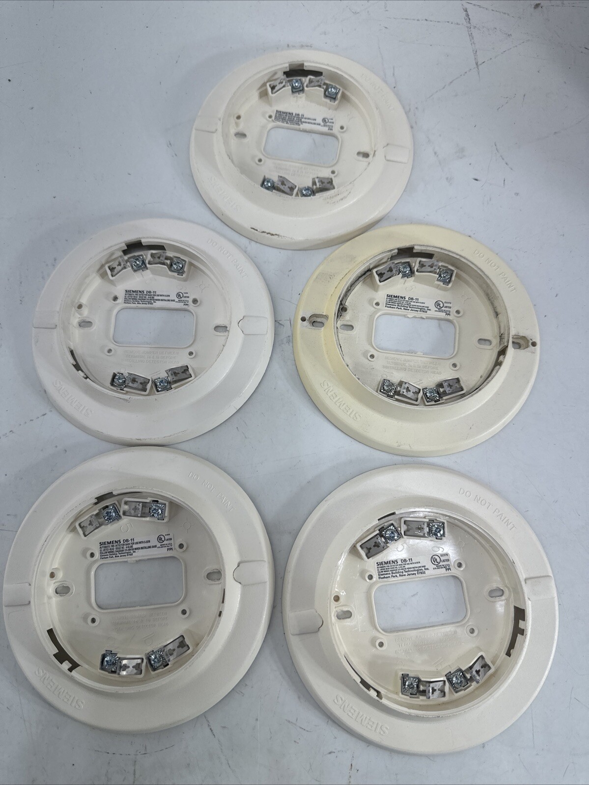 Lot Of 5 SIEMENS Model DB-11  Smoke, Heat, Detector Base for Fire Alarm Systems